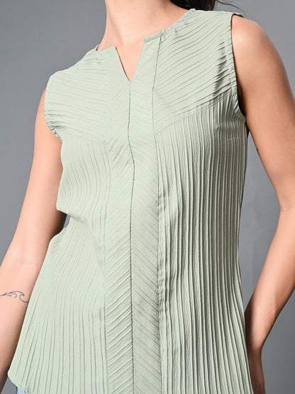 Myshka Women's Keyhole Neck Sleeveless Top in Olive Color