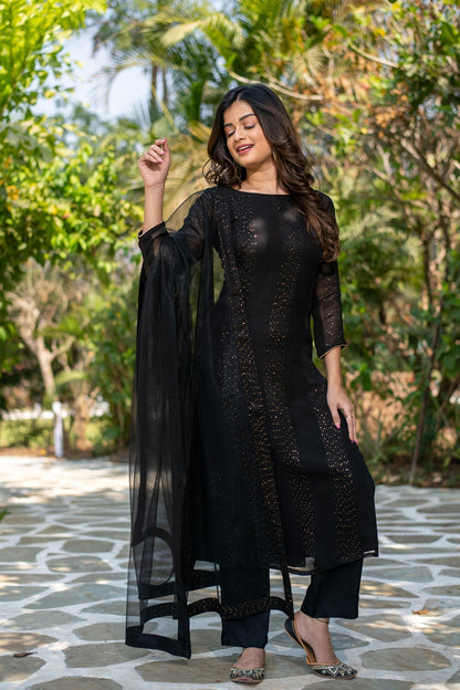 The52 Women Gorgeous Faux Georgette Fabric Straight Kurta, Pant and Dupatta Set