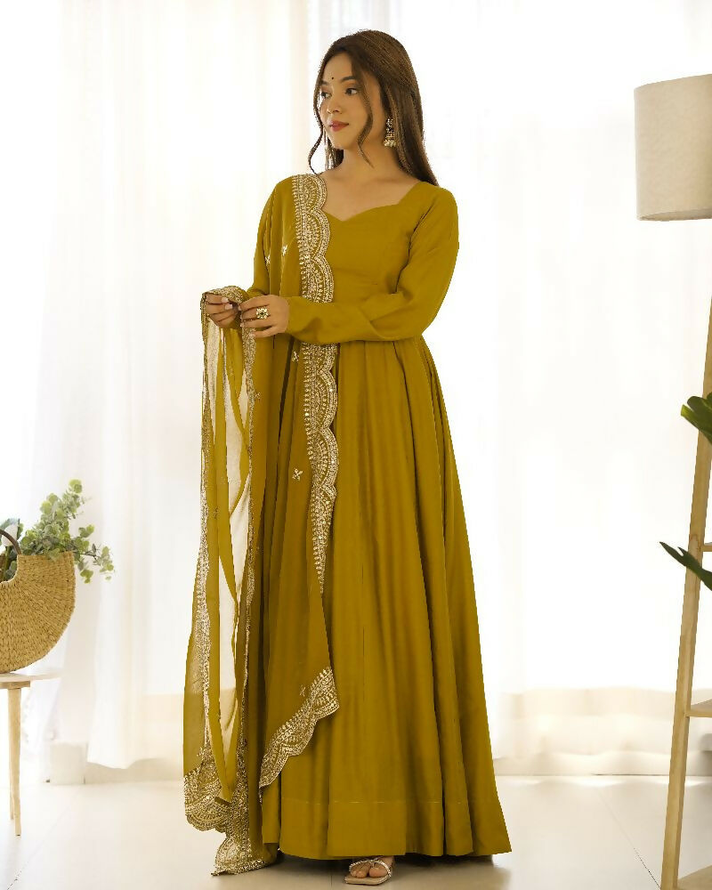 Joban Fashion Mehndi Kurta Set Chanderi Sequence Embroidery Work