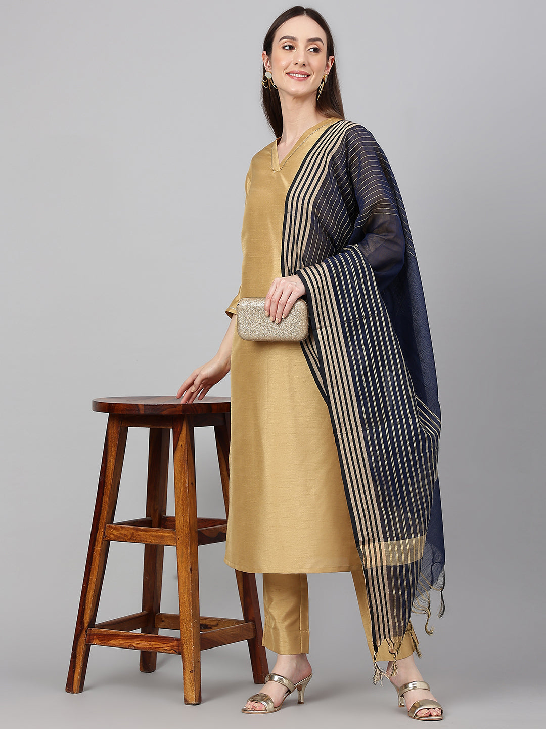 Janasya Women's Gold Crepe Silk Solid Straight Festival Kurta Set