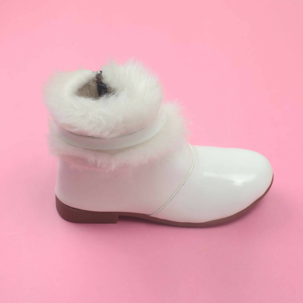Tiny Bugs Girls Faux Fur Detail Winter Boots - White