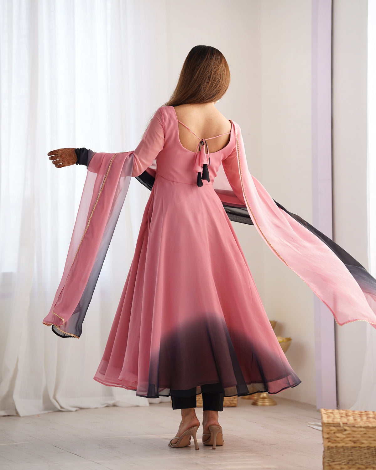Evanik Onion Pink Pure Soft Georgette Colorful Padding Anarkali Suit