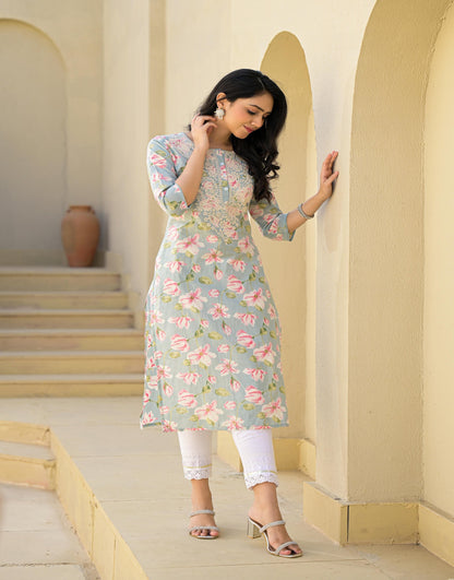 Juniper Women's Green Floral Printed Cotton Kurta With Thread Work & Buttons