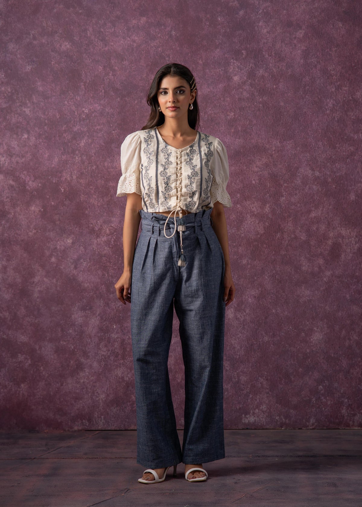 Juniper Women'S Off white Natural Solid Top With Pant Co-Ord Set With Thread Work
