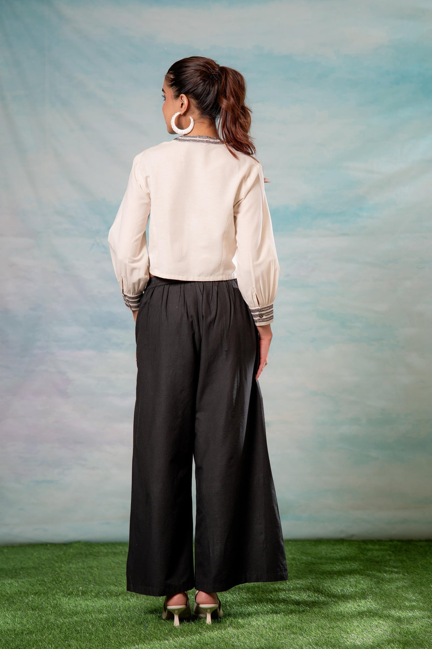Juniper White Noir Flora Modern Set
