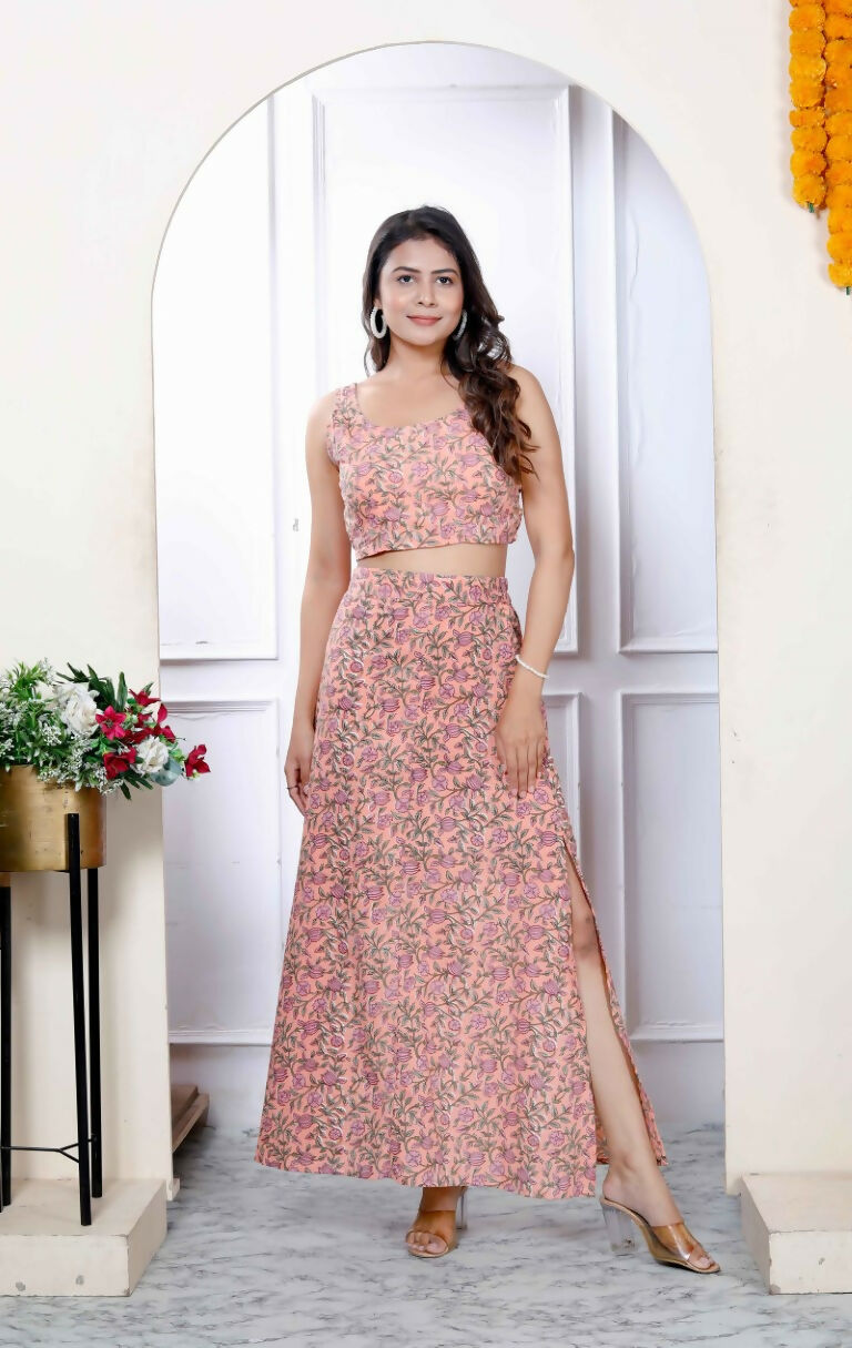 Miravan Women's Orange Floral Printed Crop Top And Skirt Co-Ord Set