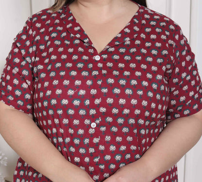 Miravan Women's Plus Size Relaxed Fit Red Floral Printed A-Line Pure Cotton Kurta