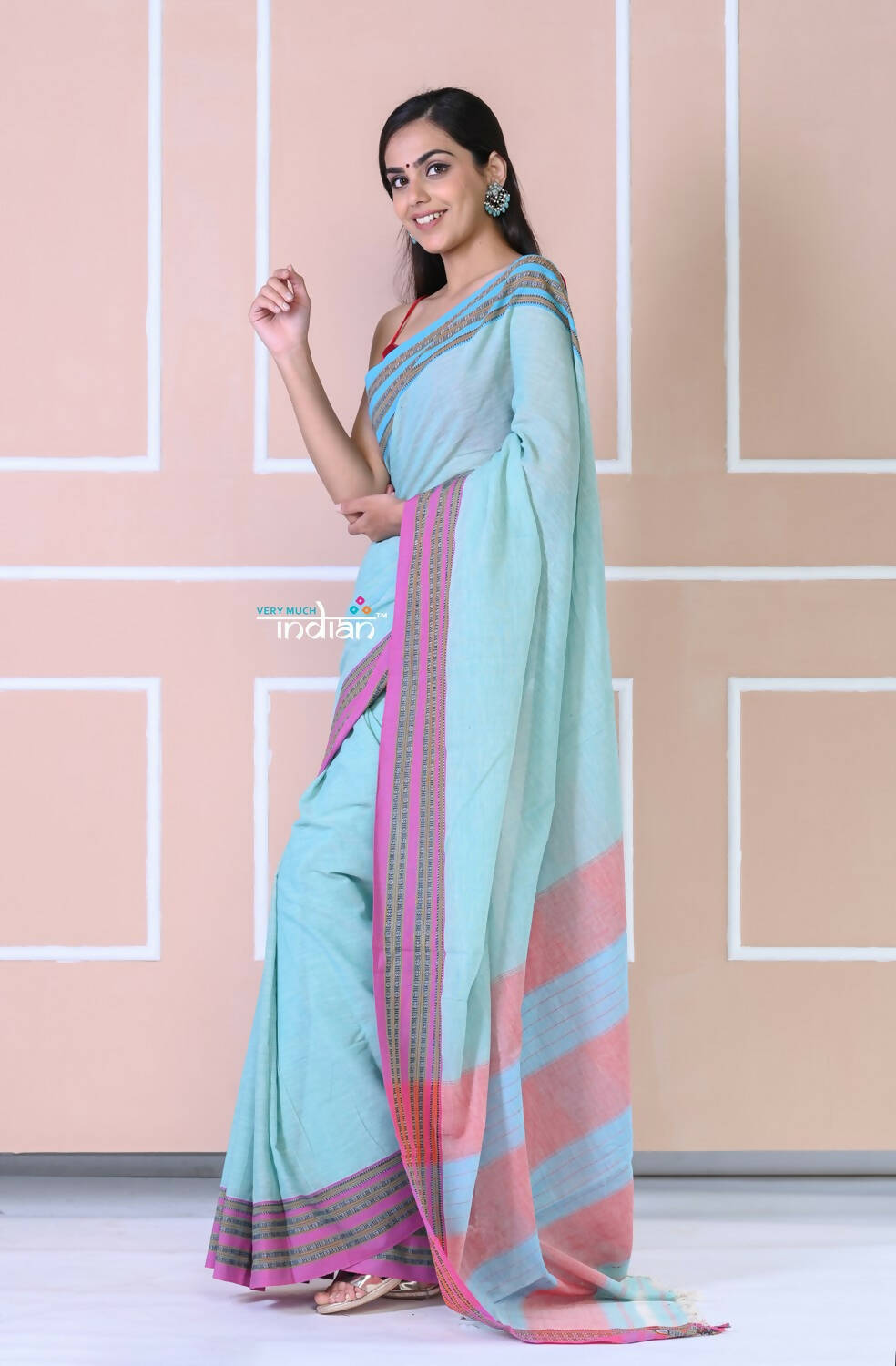 Very Much Indian Traditional Patteda Anchu Ilkal Handloom Saree - Sky Blue