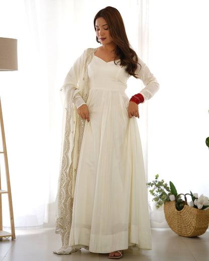 Lehenga Mart Wedding Wear Anarkali Suit With Dupatta - Off White