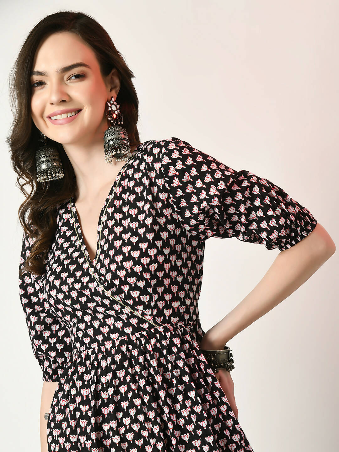 Myshka Women's Black Empire Printed Dress