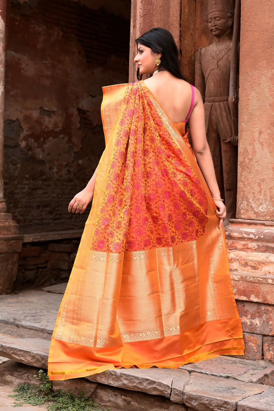 Joban Fashion Tangent Banarasi Katan Pure Handloom Banarasi Silk Saree