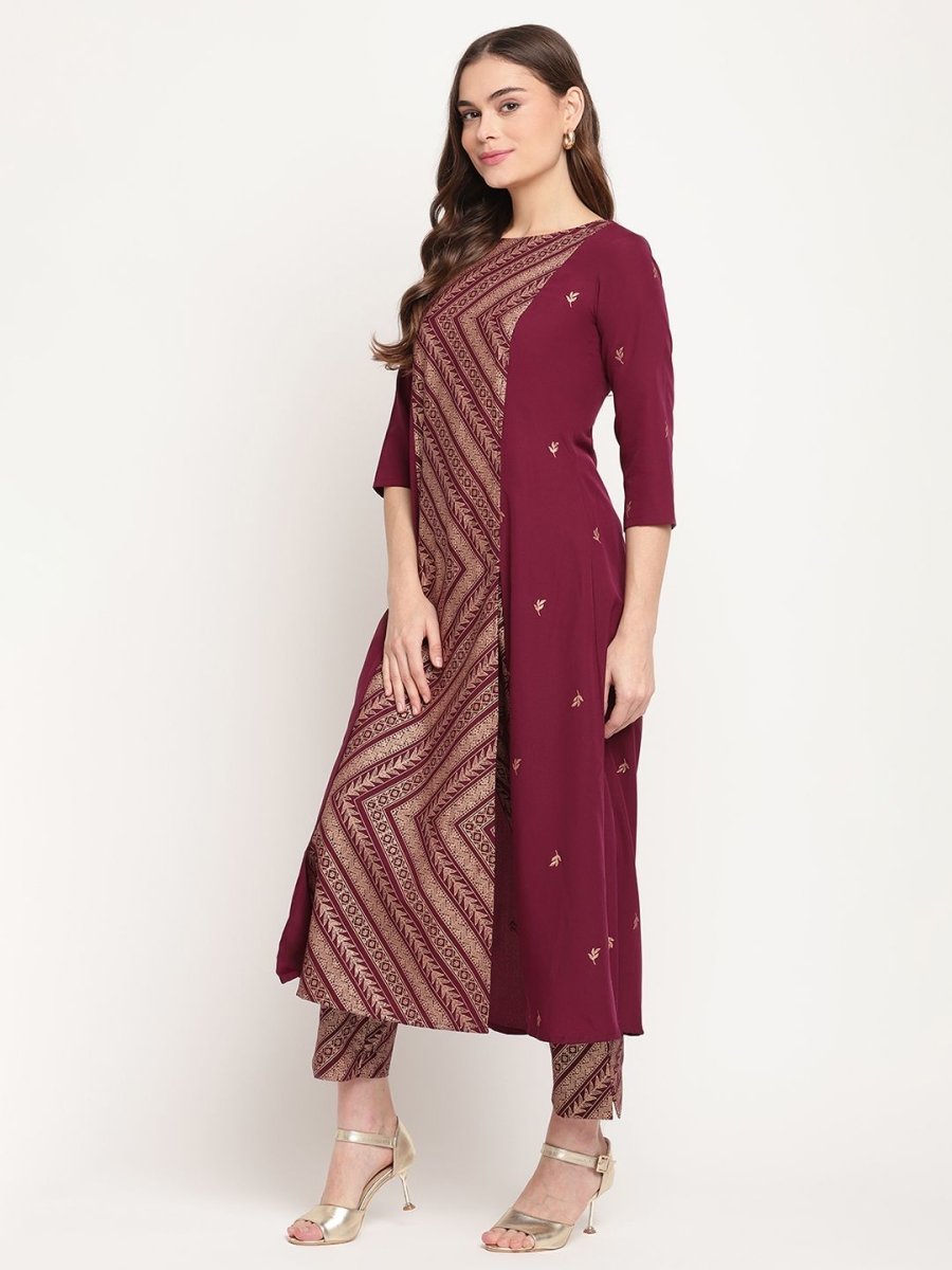 Ahalyaa Women's Wine Crepe Gold Glitter Print Kurta Trouser Set