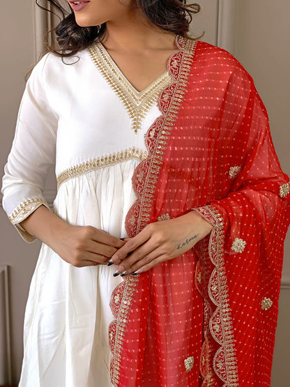 The52 Women's Gorgeous Embroidery Chandrei Fabric Straight Kurta, Pant and Dupatta Set