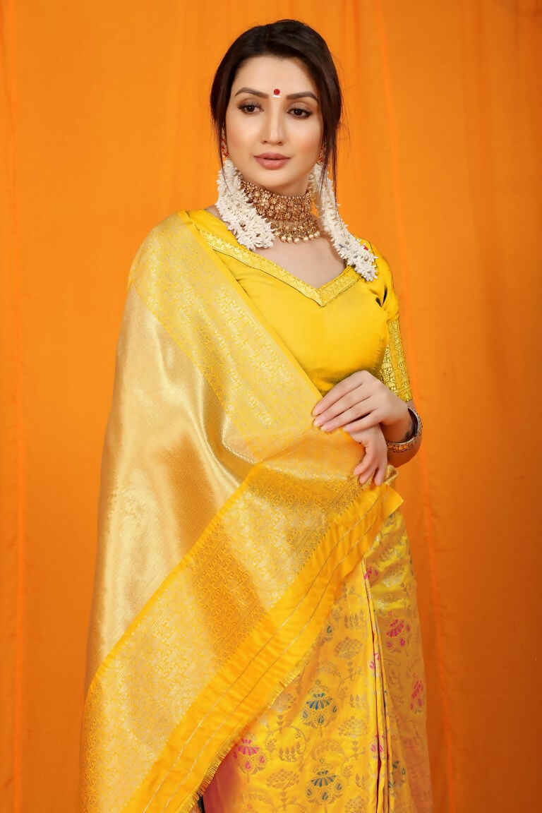 Jyoti Fashion Women's Yellow Kanjivaram Silk Zari Woven Saree with Blouse