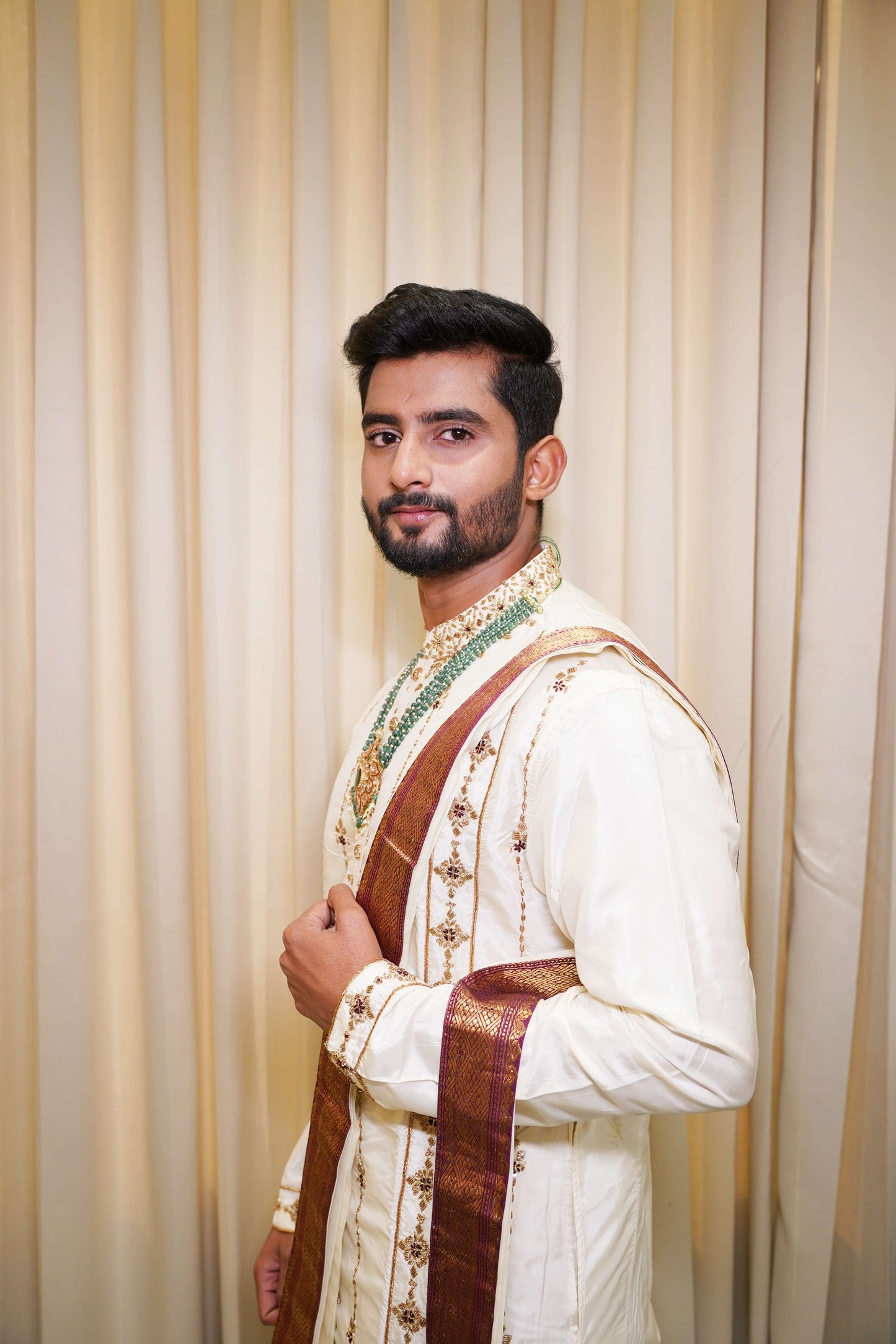 White Hand Embroidery Designer Men's Pattu Kurta Set by Hilo Design