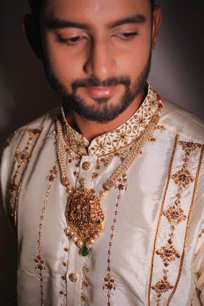 White Hand Embroidery Designer Men's Pattu Kurta Set by Hilo Design