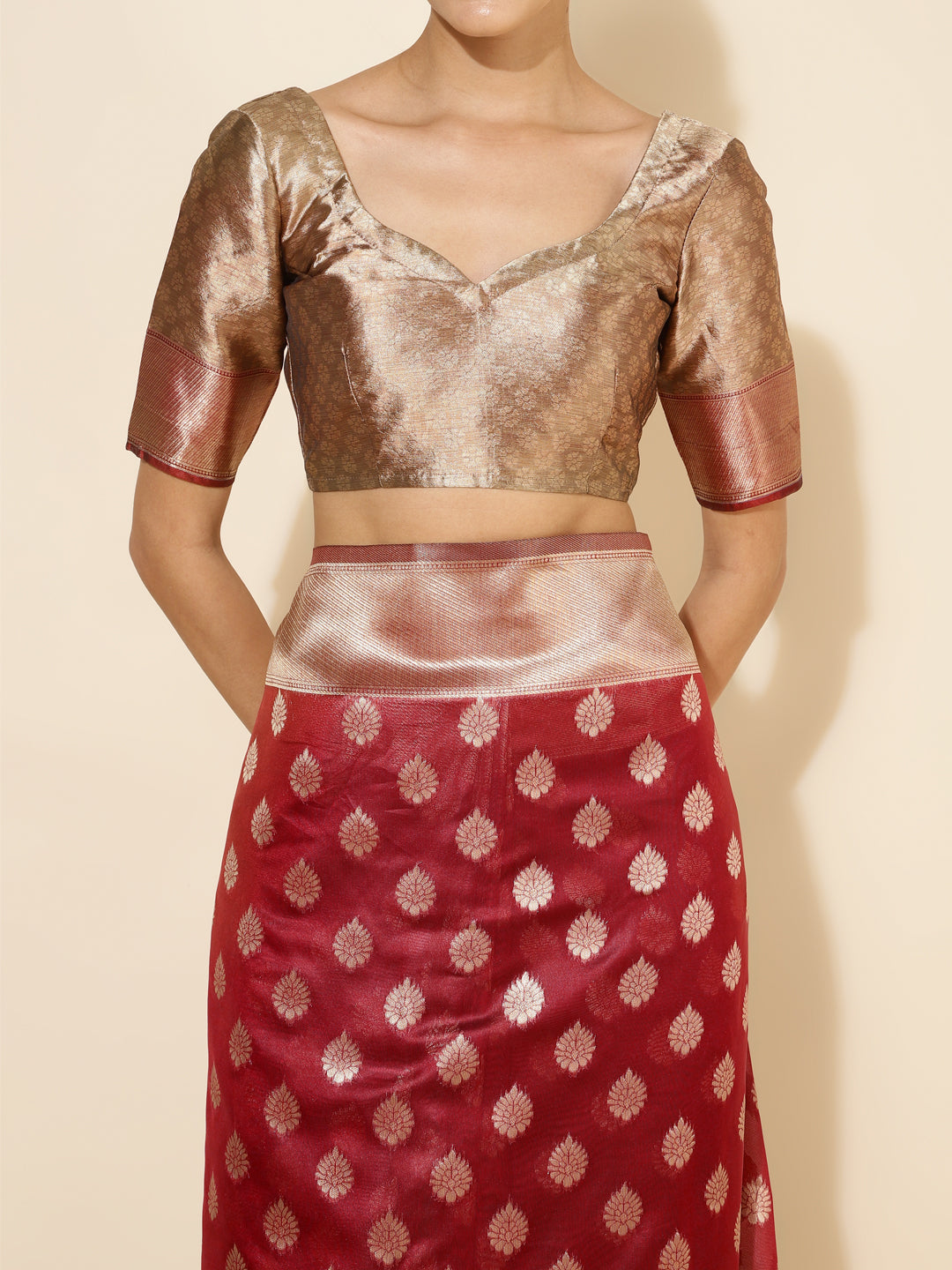 Janasya Maroon Organza Woven Ethnic Motifs Kanjeevaram Saree