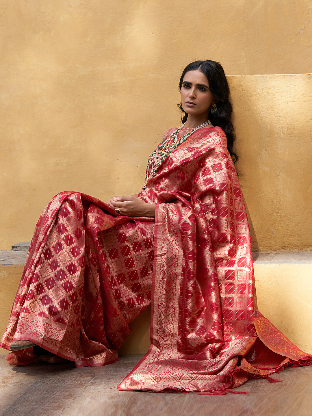 Janasya Red Organza Woven Ethnic Motifs Kanjeevaram Saree