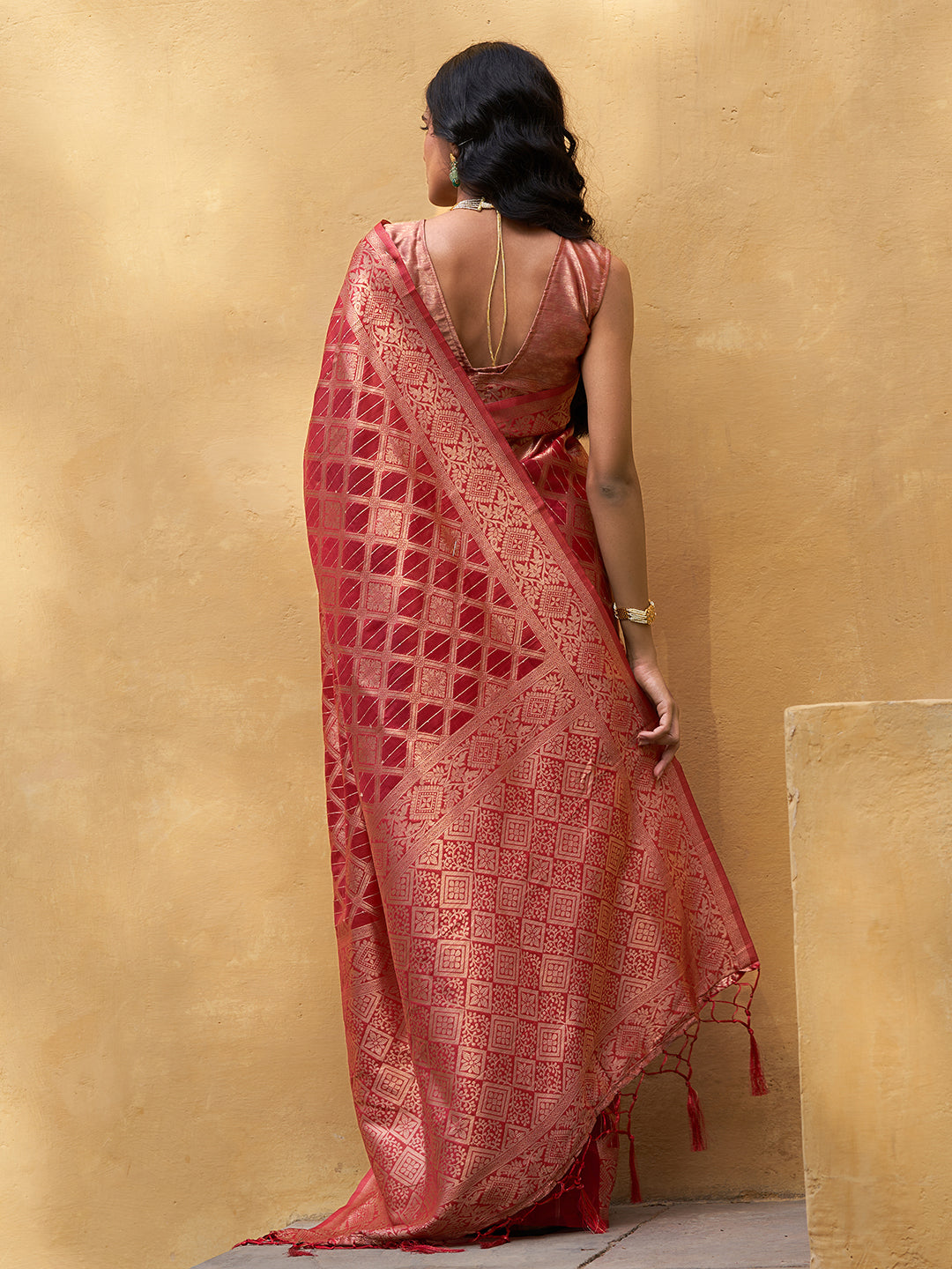 Janasya Red Organza Woven Ethnic Motifs Kanjeevaram Saree