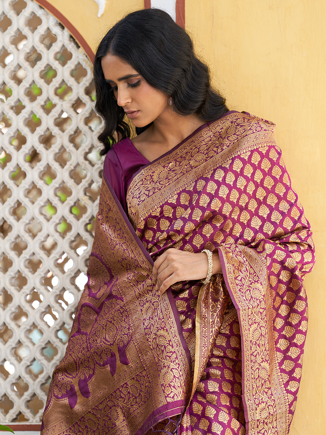 Janasya Wine Banarasi Silk Woven Ethnic Motifs Woven Design Saree