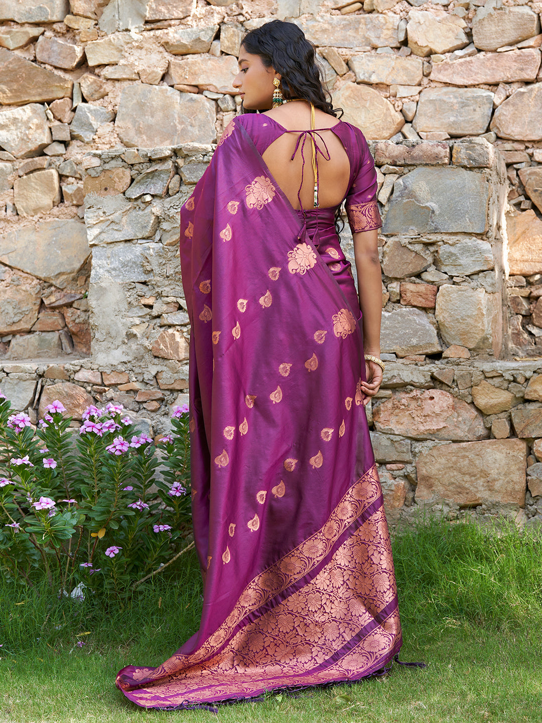 Janasya Wine Kanjeevaram Silk Woven Ethnic Motifs Kanjeevaram Silk Saree