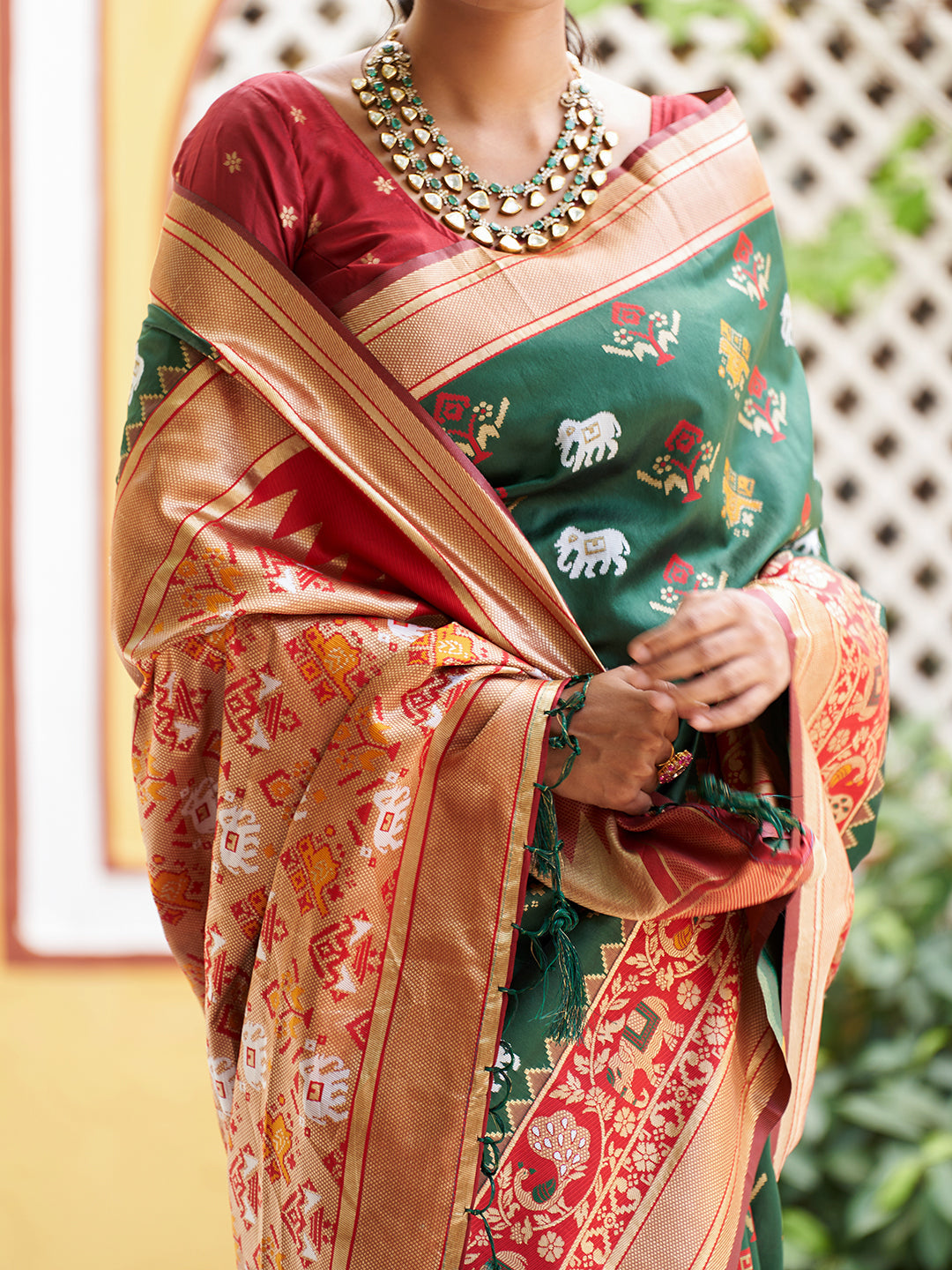 Janasya Green Cotton Silk Woven Ethnic Motifs Patola Saree
