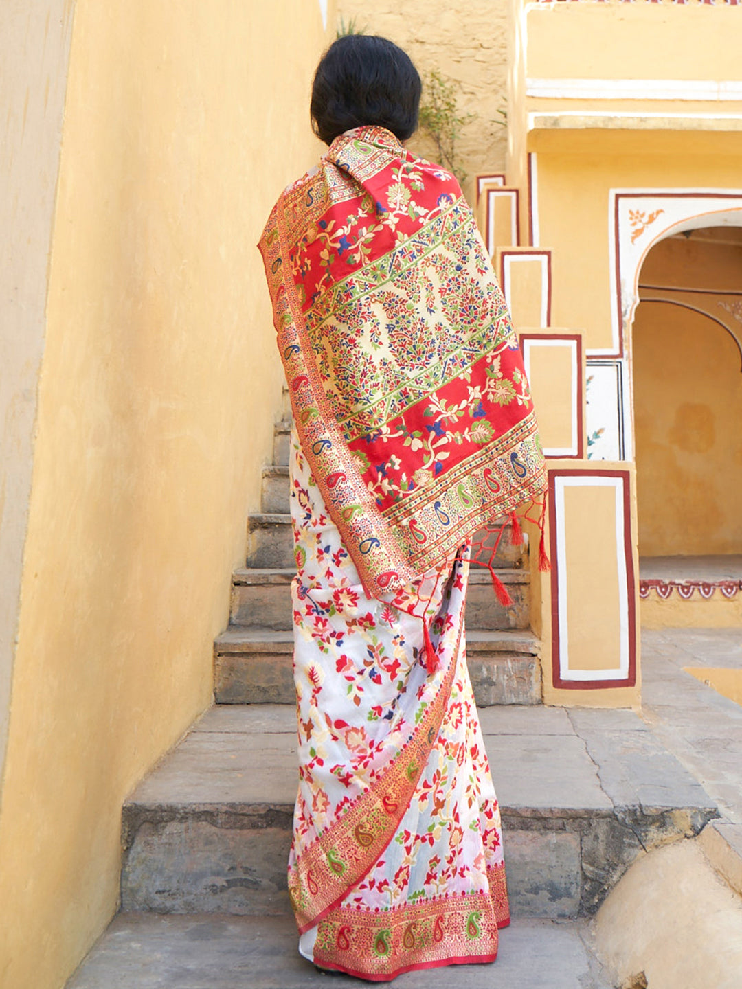 Janasya White Chanderi Silk Pashmina Woven Design Saree