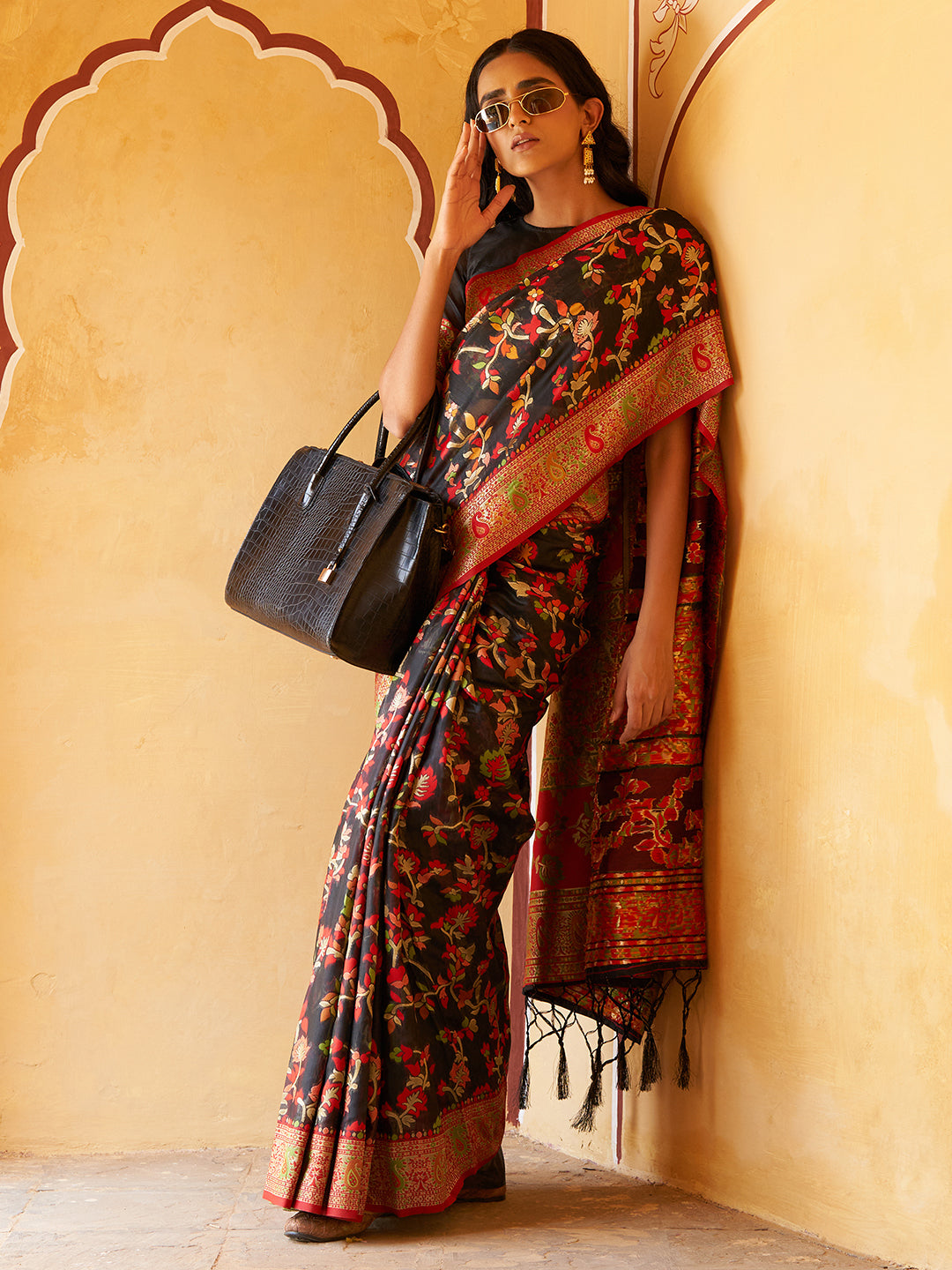 Janasya Black Chanderi Silk Pashmina Woven Design Saree