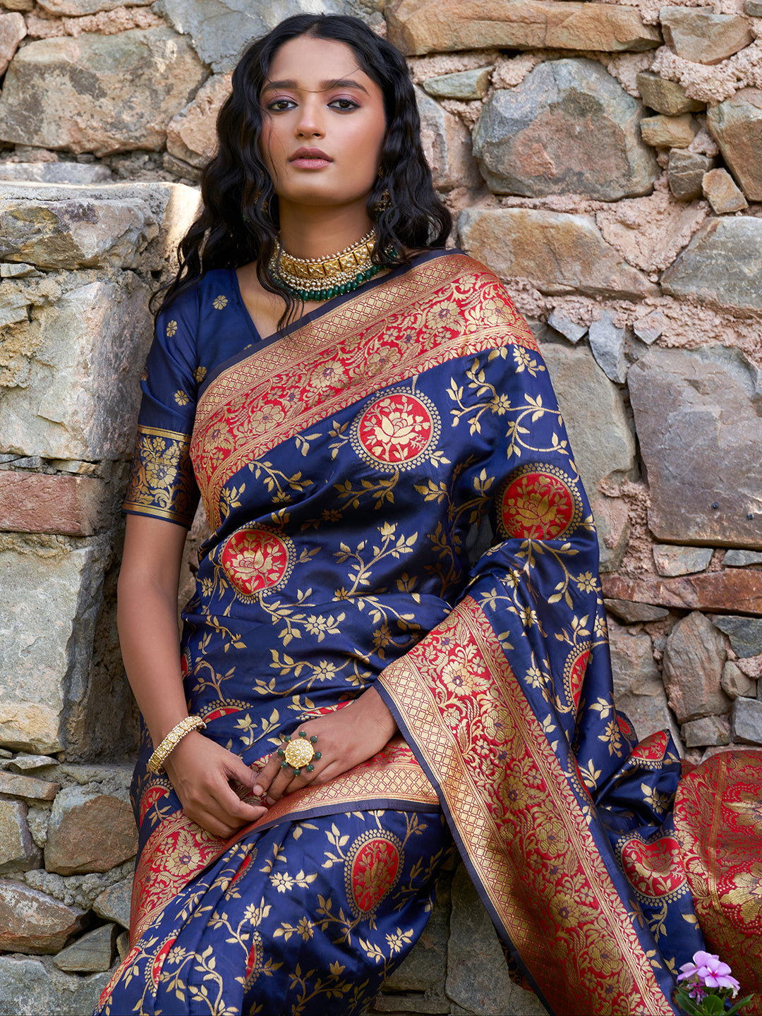Janasya Navy Blue Silk Blend Woven Jaal Motif Woven Design Saree
