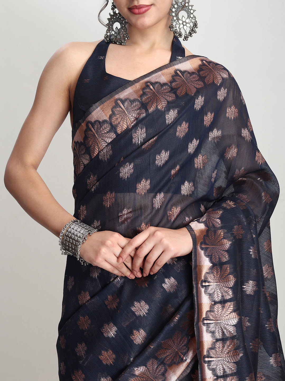 Janasya Indigo Linen Blend Floral Jacquard Saree