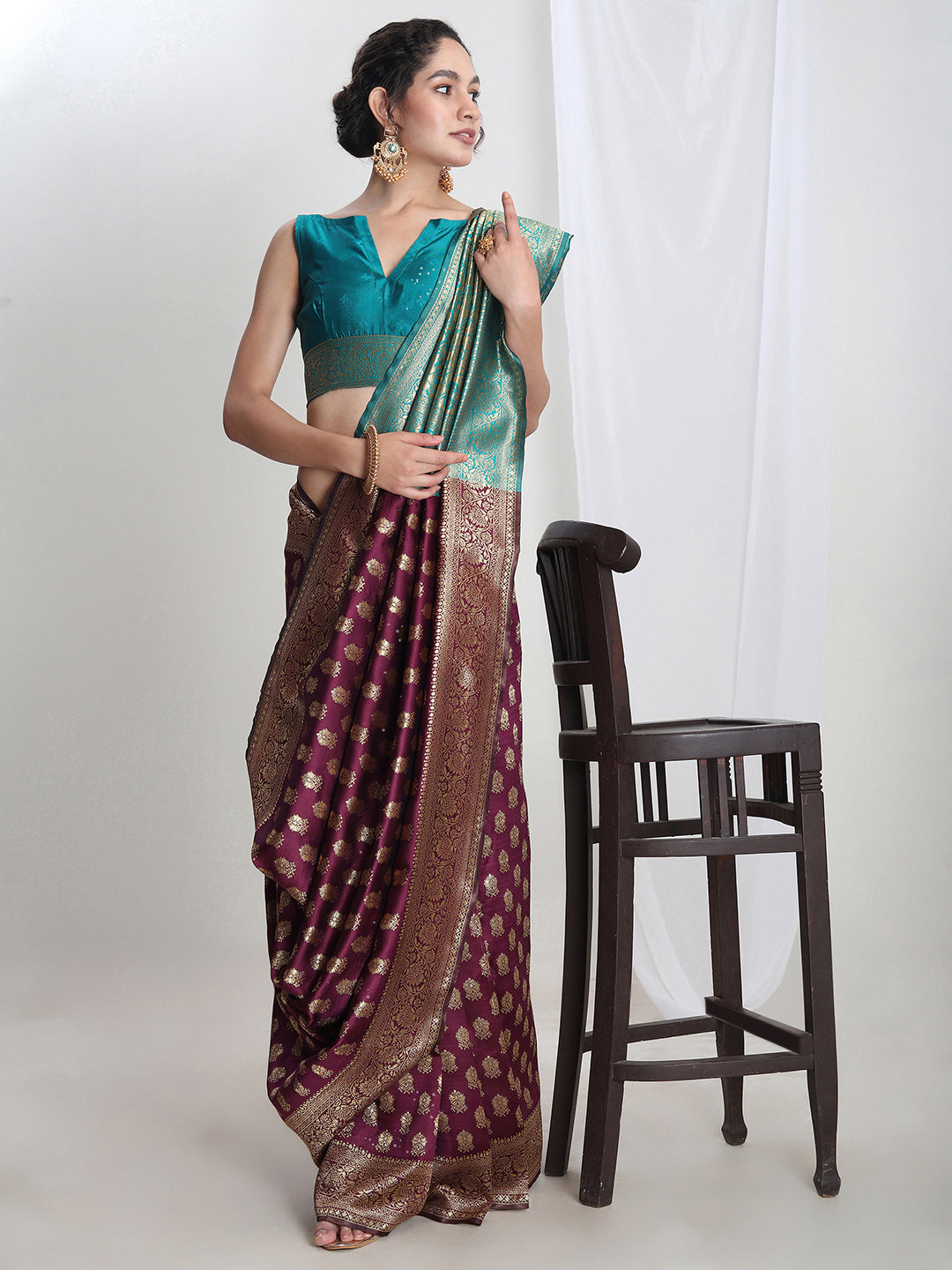 Janasya Purple Silk Blend Ethnic Motifs Jacquard Saree