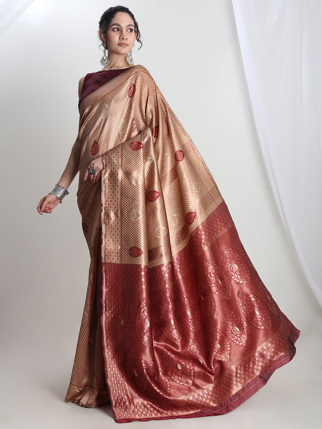 Janasya Beige Silk Blend Ethnic Printed Jacquard Saree