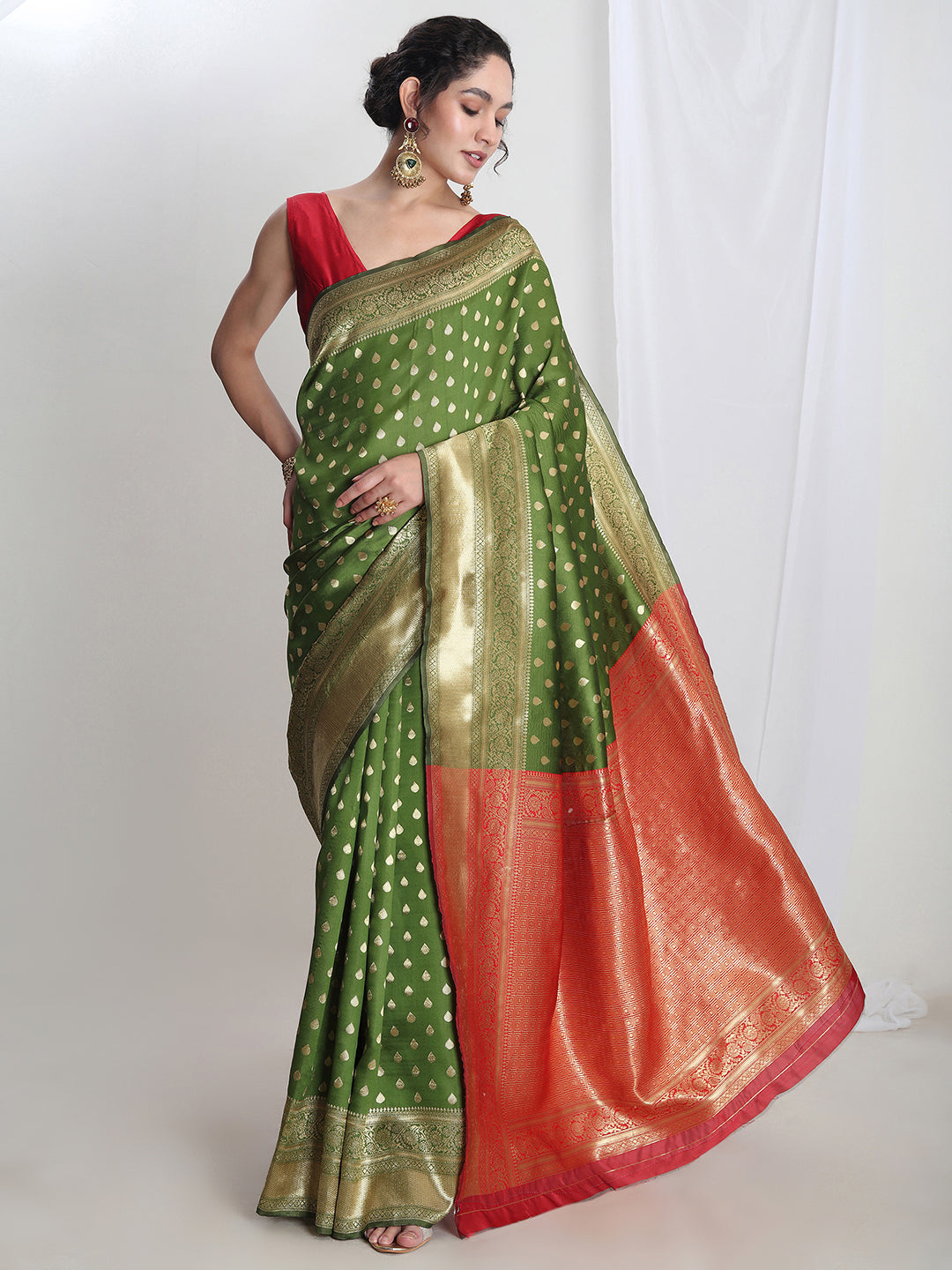 Janasya Green Silk Blend Ethnic Motifs Jacquard Saree