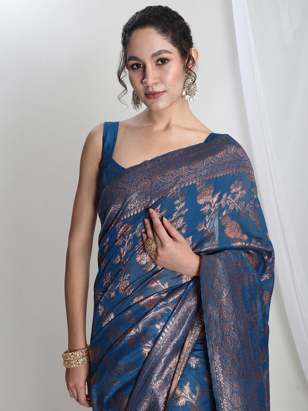 Janasya Blue Silk Blend Floral Jacquard Saree