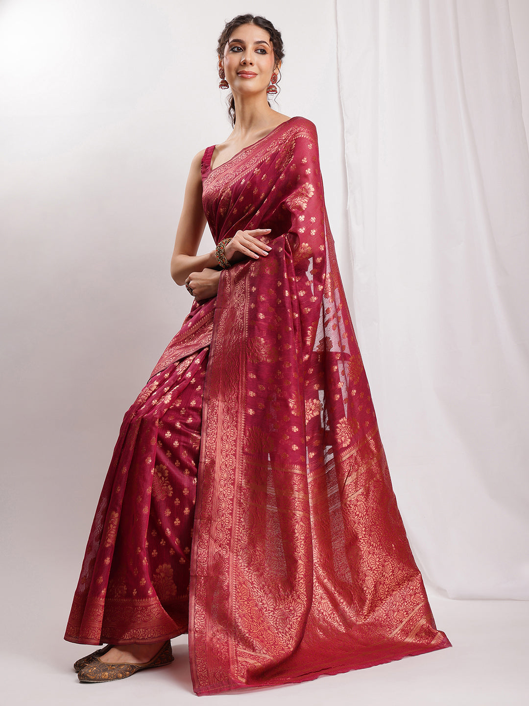 Janasya Fuchsia Silk Blend Floral Jacquard Saree