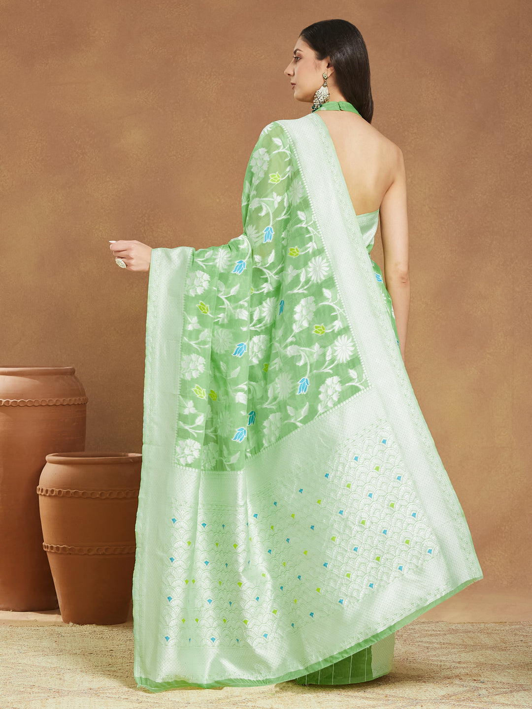 Janasya Light Green Silk Blend Floral Jacquard Saree