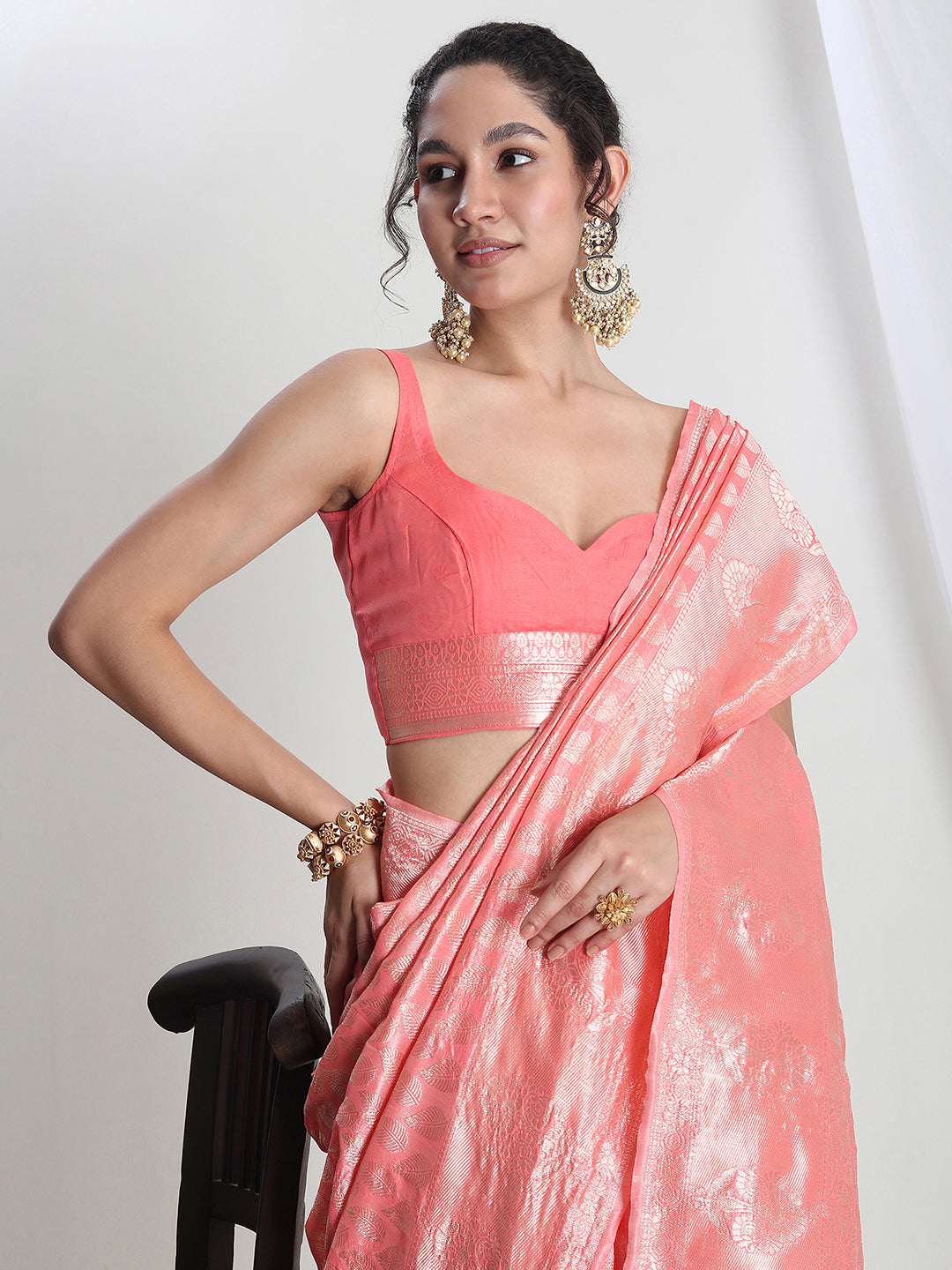 Janasya Peach Silk Blend Leaf Motifs Jacquard Saree