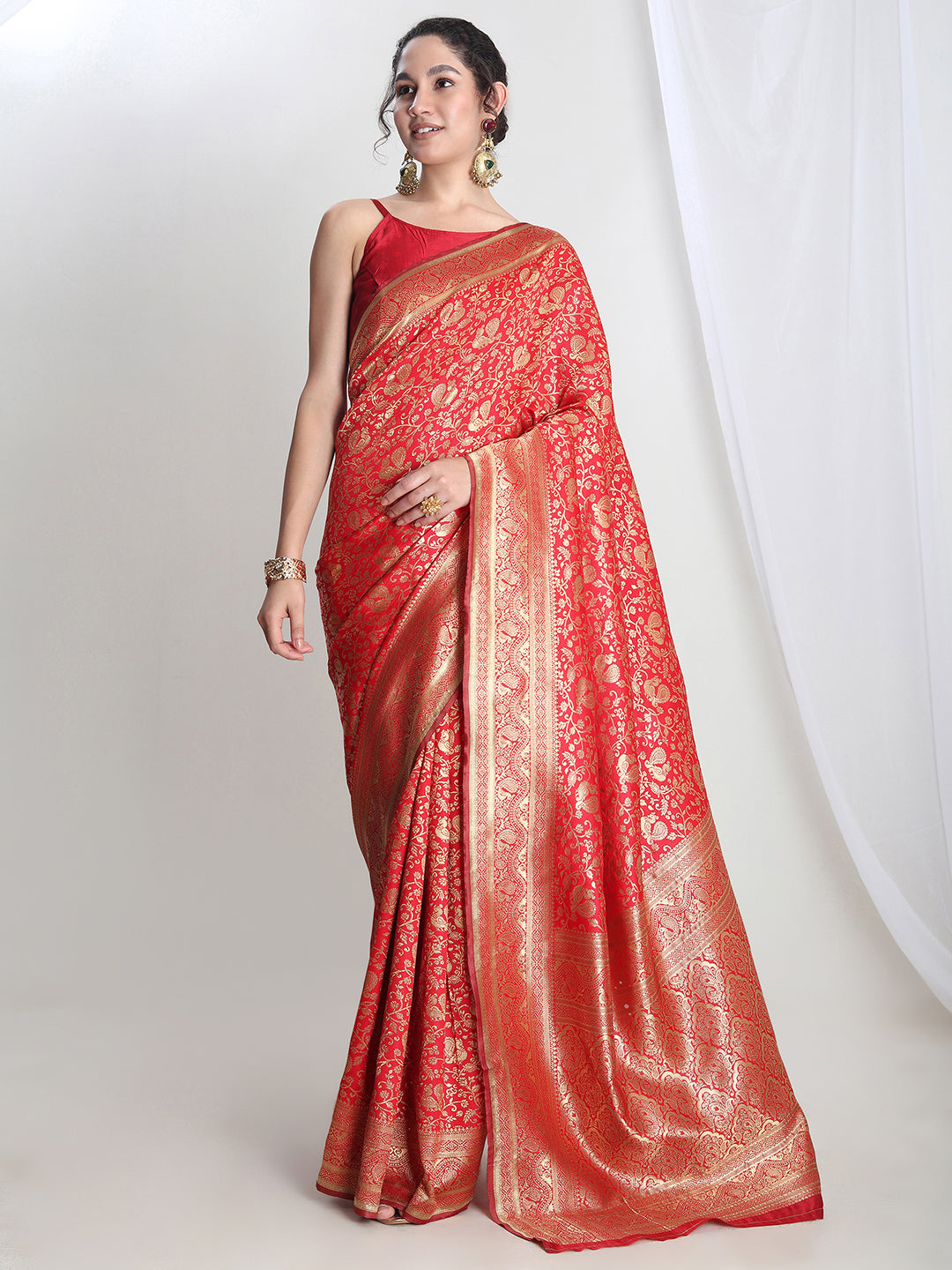 Janasya Red Silk Blend Floral Jacquard Saree