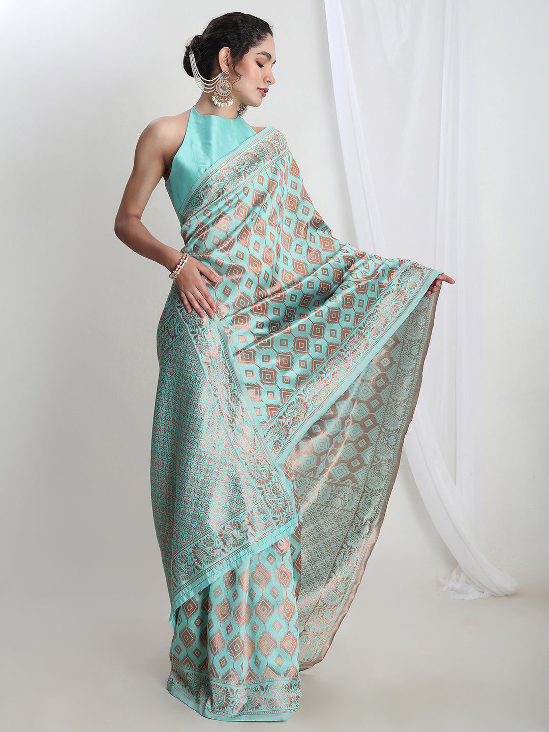 Janasya Light Blue Silk Blend Geometric Jacquard Saree