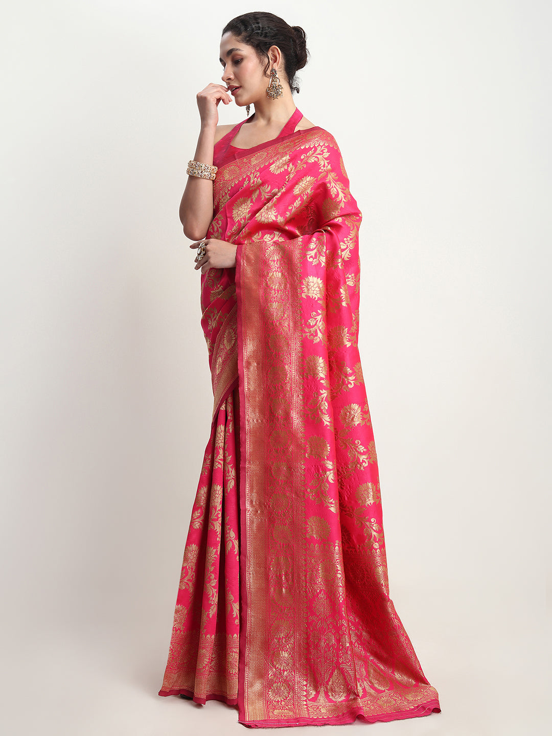 Janasya Pink Silk Blend Floral Jacquard Saree