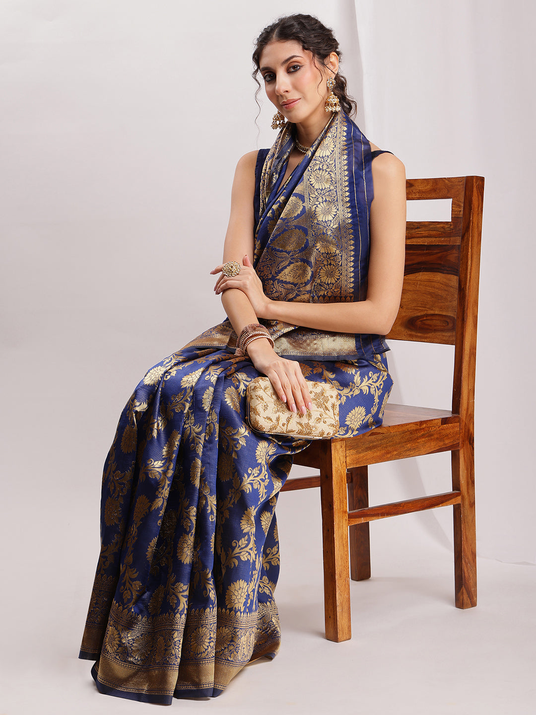 Janasya Navy Blue Silk Blend Floral Jacquard Saree