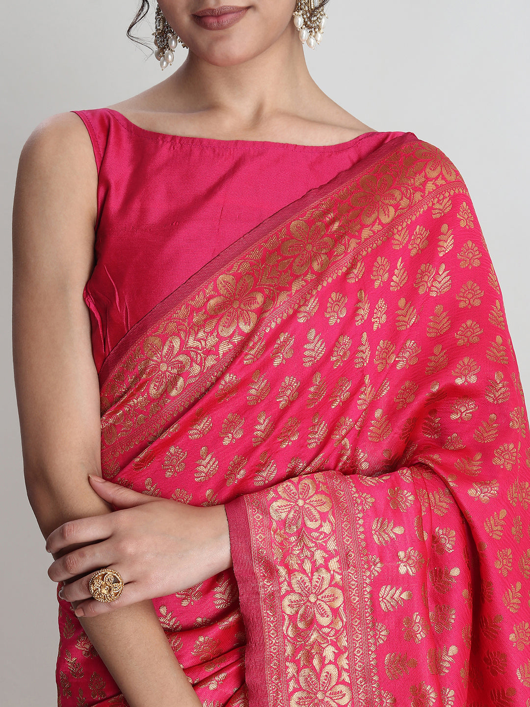 Janasya Pink Silk Blend Floral Jacquard Saree
