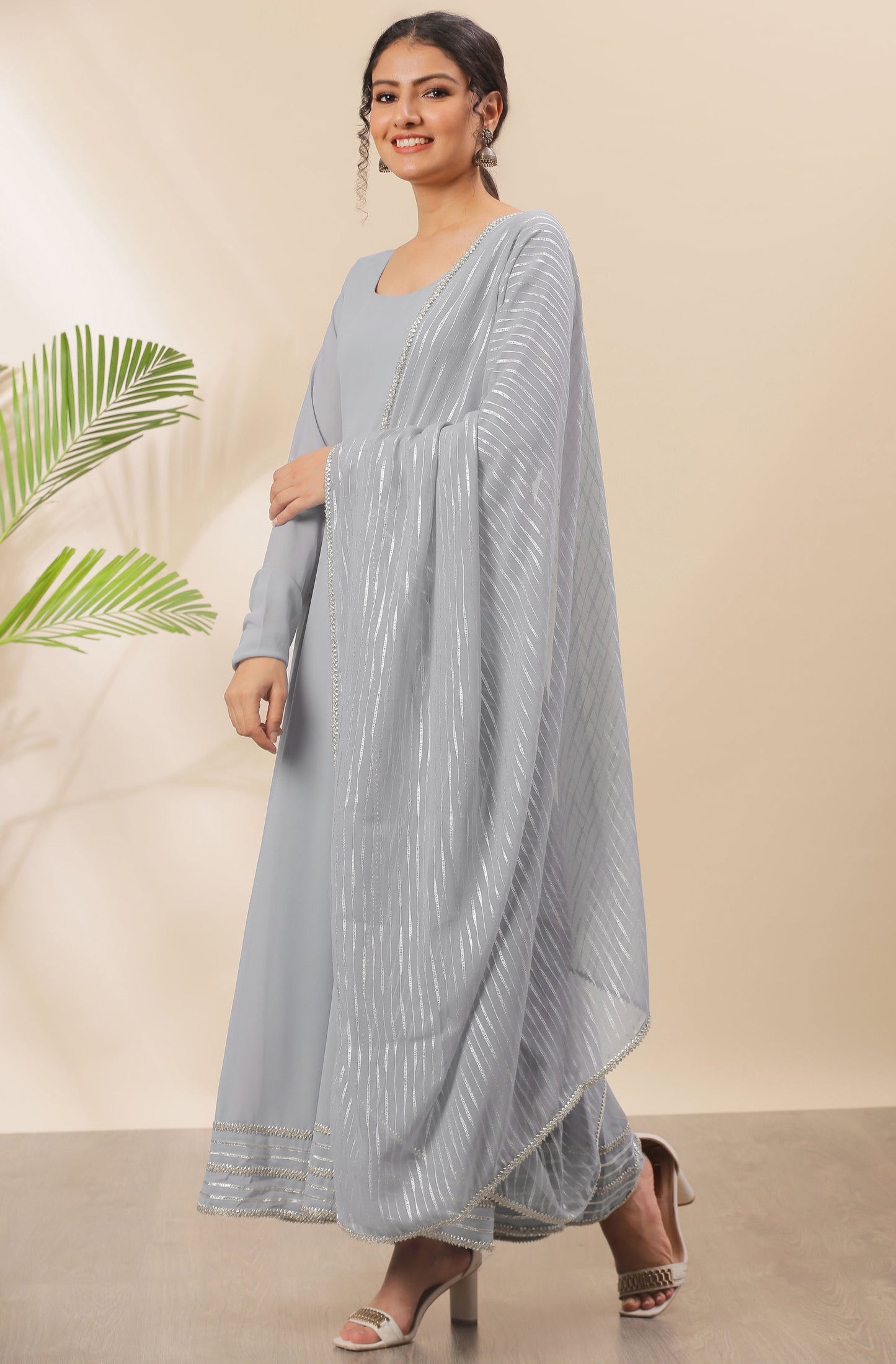 Janasya Women's Grey Poly Georgette Solid Kurta With Dupatta