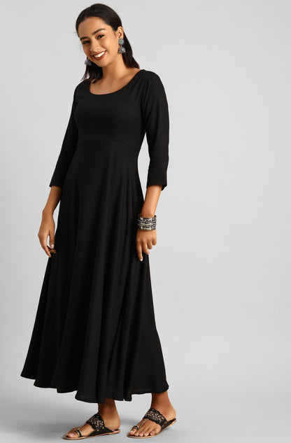 Janasya Women's Black Rayon Solid Kurta With Dupatta