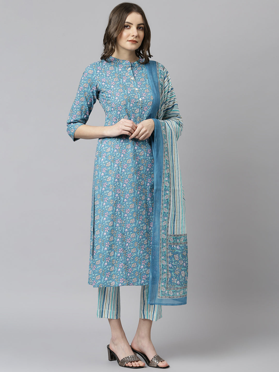 Janasya Women's Blue Cotton Floral Print Kurta With Pant And Dupatta