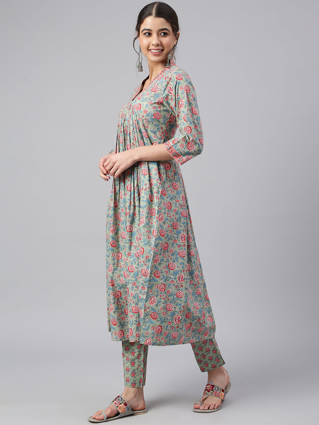 Janasya Women's Sea Green Cotton Floral Print Kurta With Pant