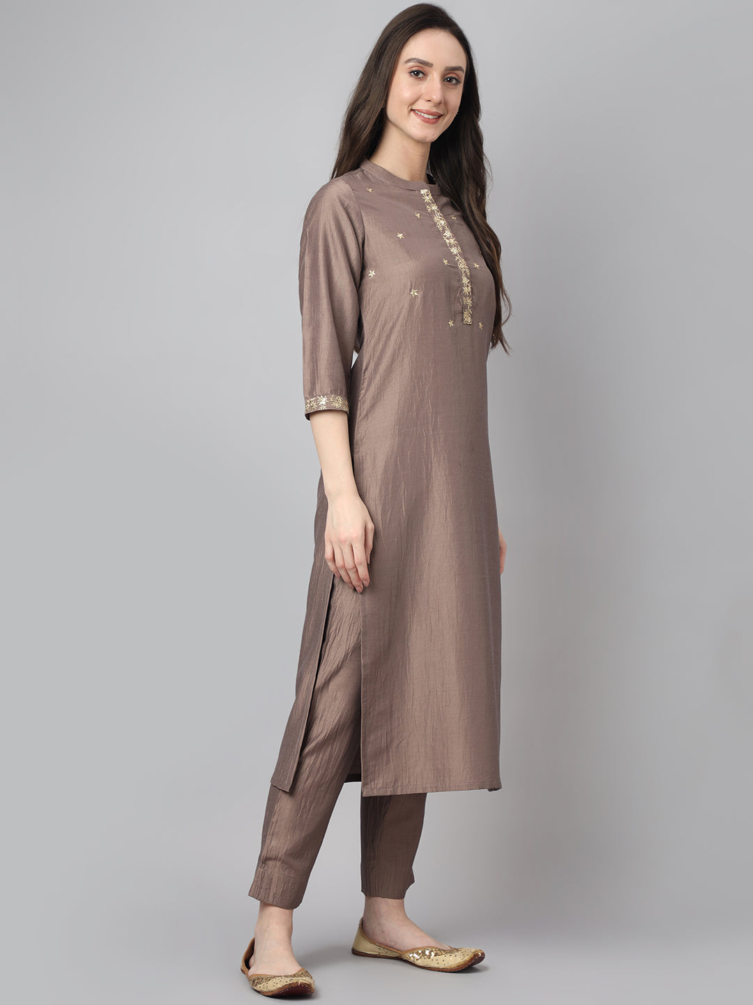 Janasya Women's Brown Chinon Solid Straight Festive Kurta Set
