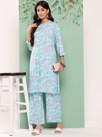 Janasya Women's Sky Blue Crepe Digital Printed Straight Casual Kurta Set