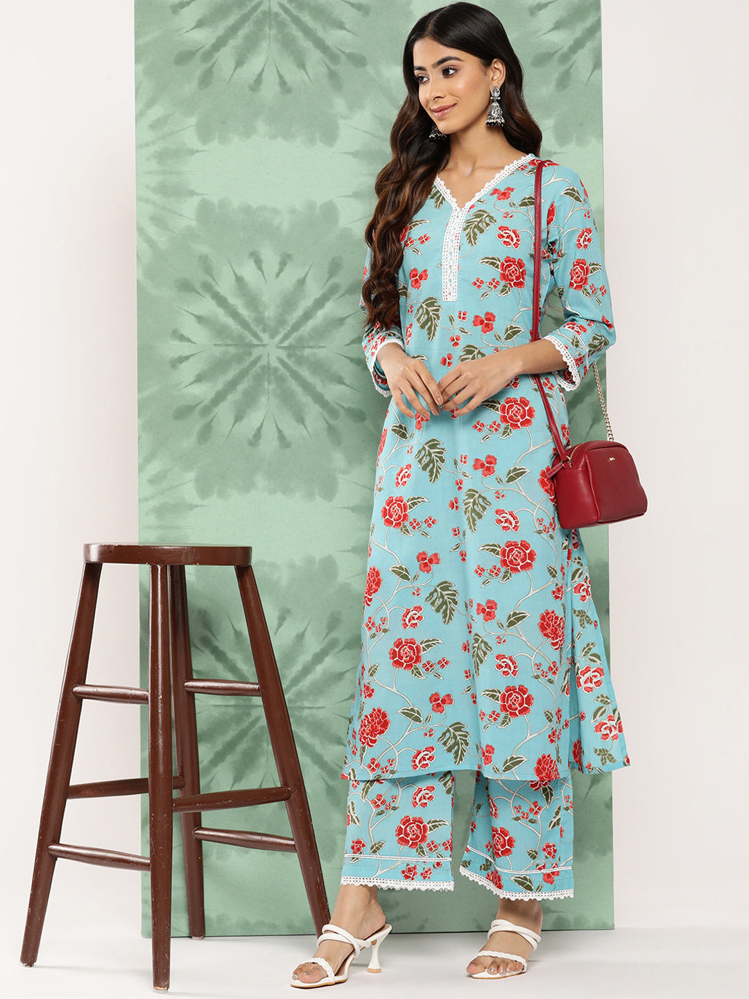 Janasya Women's Sky Blue Cotton Floral Printed Straight Casual Kurta Set