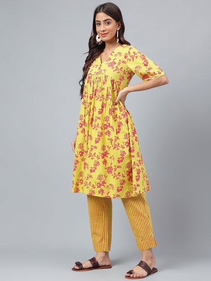 Janasya Women's Yellow Cotton Floral Printed Gathered Casual Kurta Set